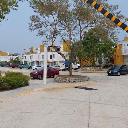 Relajacion Cercas Del Aeropuerto Santa María Huatulco Exterior foto